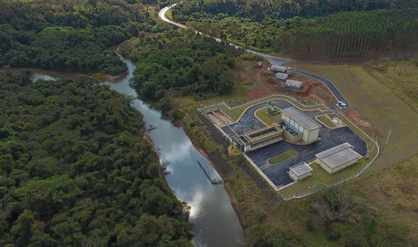 A Sabesp informa que ocorreu um problema na rede elétrica da concessionária que fornece energia para captação de água do Rio Canoas